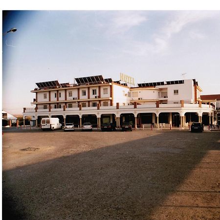 Hotel La Lancha Кордоба Екстериор снимка