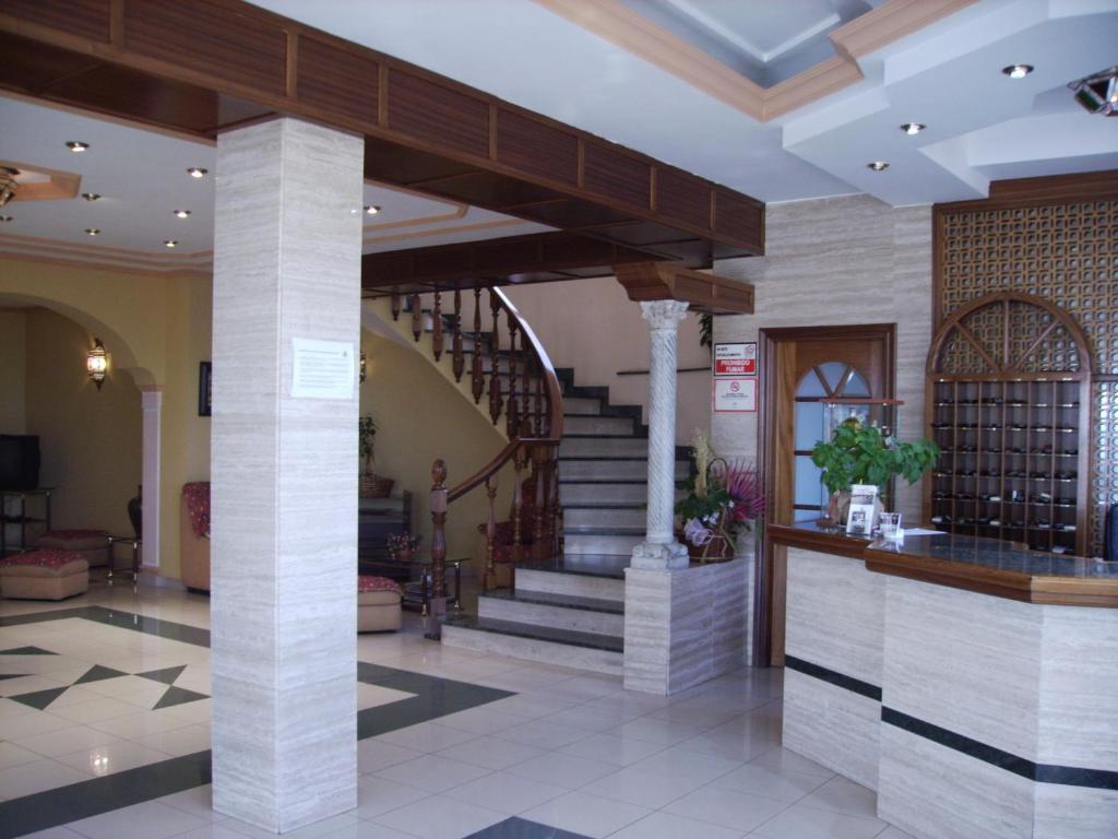 Hotel La Lancha Кордоба Екстериор снимка