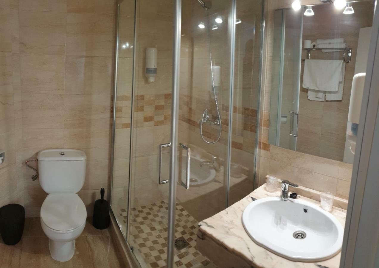 Hotel La Lancha Кордоба Екстериор снимка